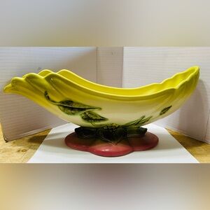 Vintage Hull pottery console bowl, Woodland pattern. Gorgeous! Marked on bottom.